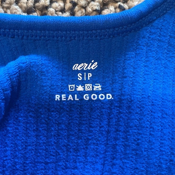 Aerie Blue Ribbed Snap Front Cropped Tank Size Small in Like New Condition - Picture 6 of 6